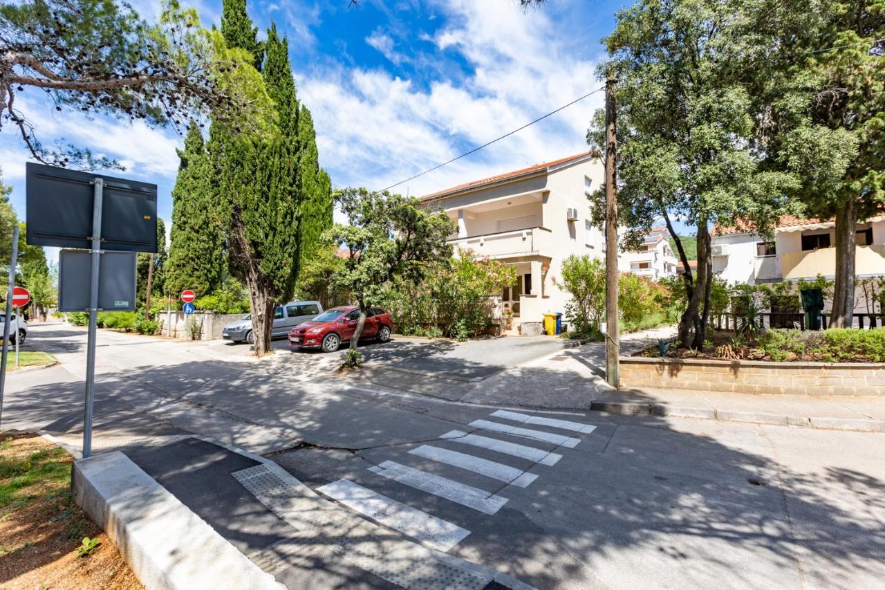 Apartment Ksenija Punat