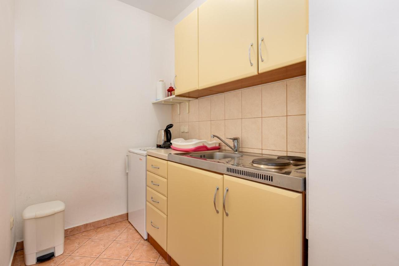 Ksenija Apartment Punat